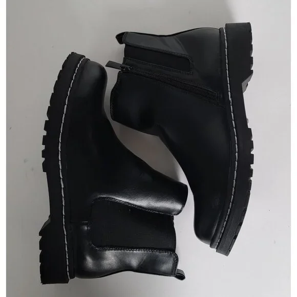 Torrid Black Faux Leather Chelsea Bootie (WW). Size 8WW - Picture 6 of 11